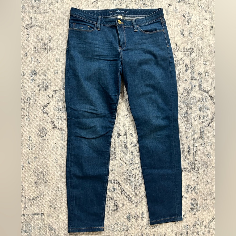 Banana Republic Skinny Jeans, size 28